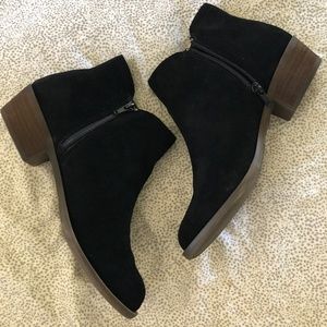 Kensie Chelsea Boots